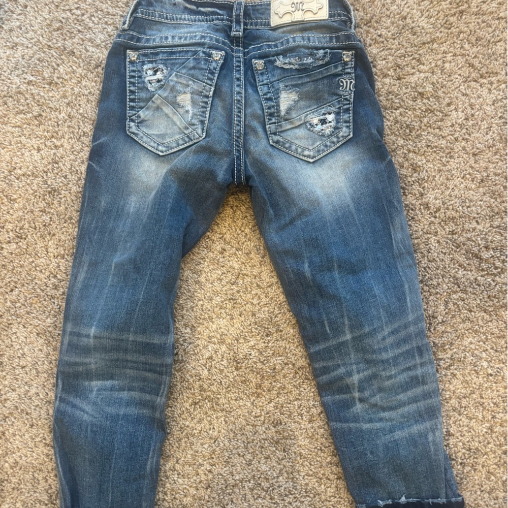 Miss Me women’s distressed crop pants